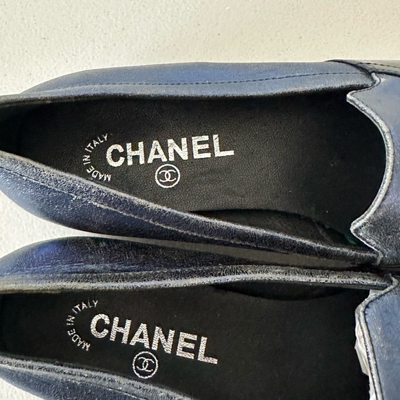 VINTAGE CHANEL PATENT Leather round Toe Loafers - Picture 11 of 14
